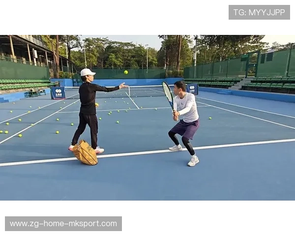 网球小角度回球如魔术——揭秘那些令人惊叹的细节技巧