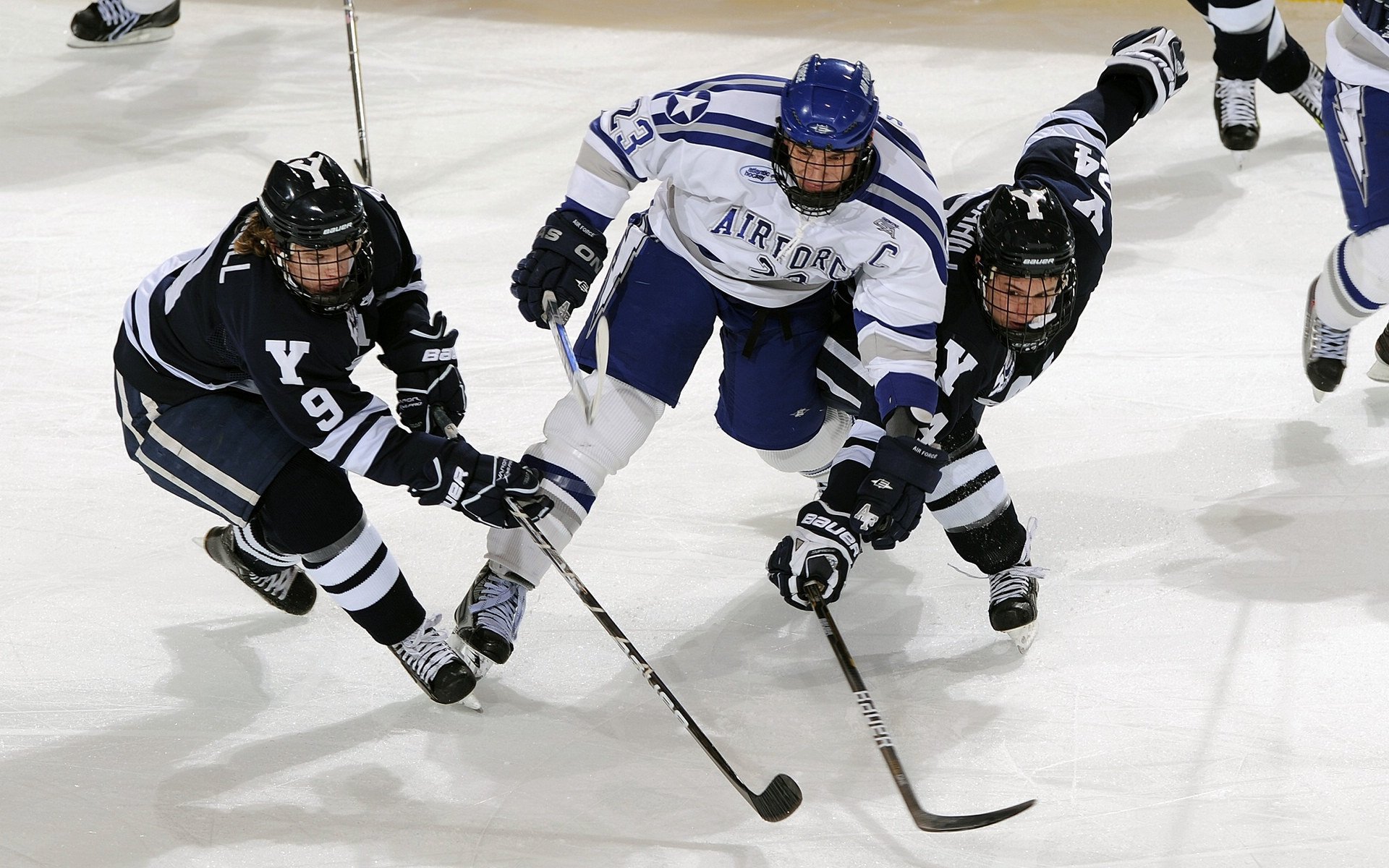 李娜分享育儿心得引妈妈圈共鸣,李娜的启蒙老师